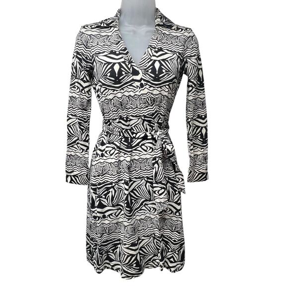 Diane Von Furstenberg Dresses & Skirts - Diane von Furstenberg Jeanne Silk Wrap Dress Zebra Tattoo Black Cream Size Small